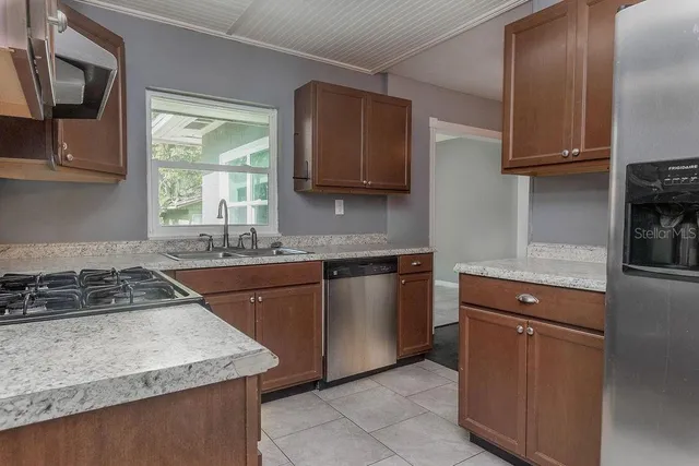 $1,750 | 1404 North Garfield Avenue, Deland, FL 32724