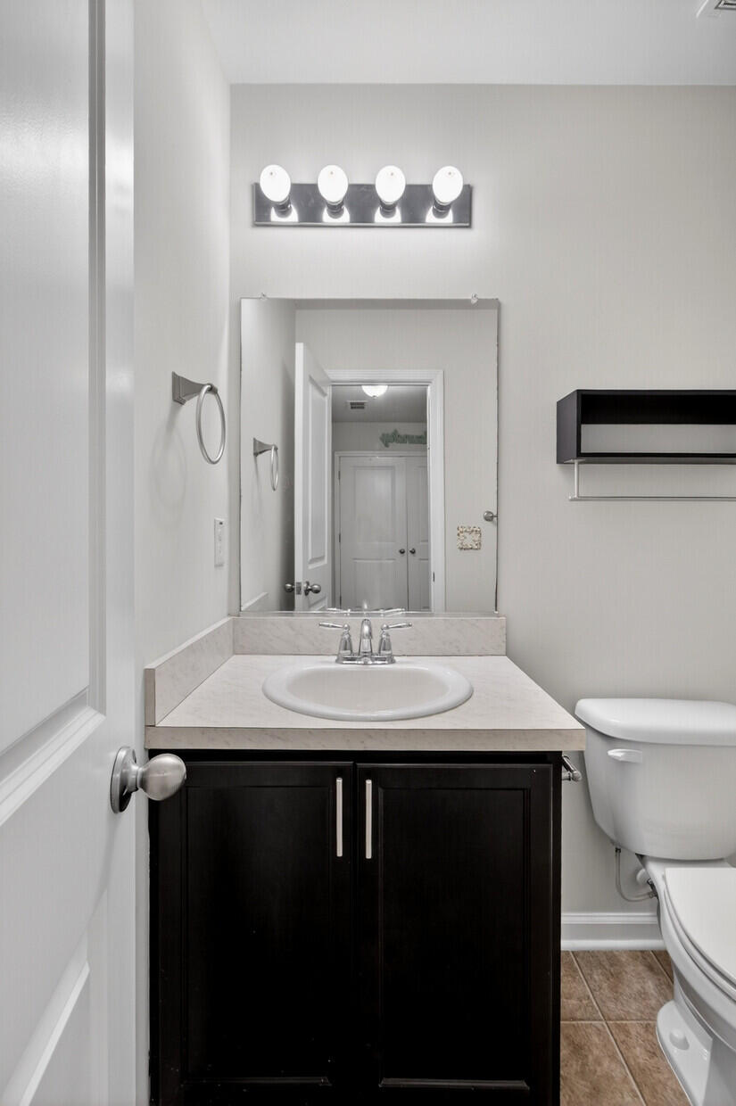 4952 Farm Lake Road Summerville, SC 29485 - Photo 23 of 25 2ndbathvanity