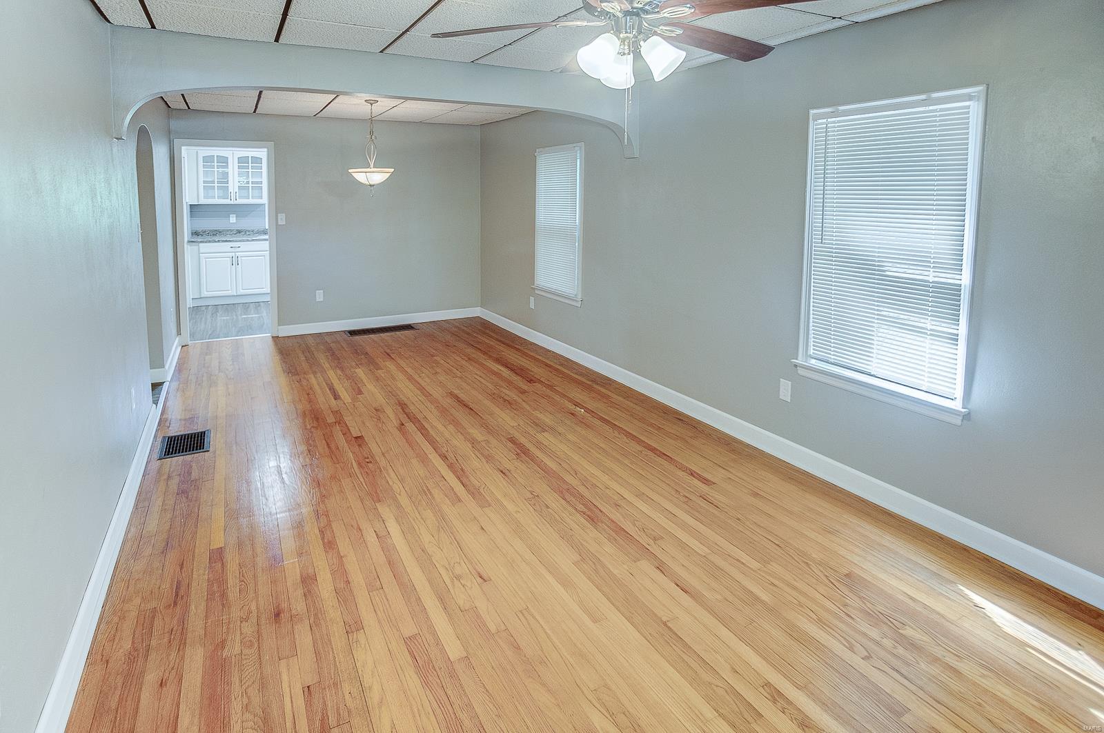 9502 Richfield Road Fairview Heights, IL 62208 - Photo 7 of 34 Gallery Image 7
