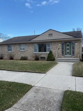 $339,000 | 335 Geele Avenue, Sheboygan, WI 53083