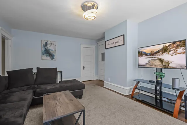 $627,000 | 2209 Aldrich Avenue South, Minneapolis, MN 55405