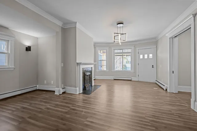 $627,000 | 2209 Aldrich Avenue South, Minneapolis, MN 55405