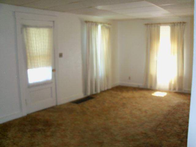 4707 South New Columbus Road Anderson, IN 46013 - Photo 7 of 11 Gallery Image 7