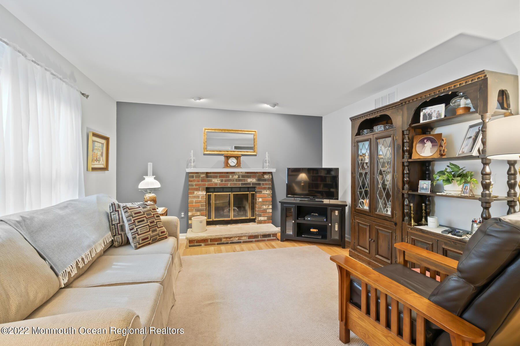 299 Ueland Road Red Bank, NJ 07701 - Photo 11 of 29 Family Room/Great Room