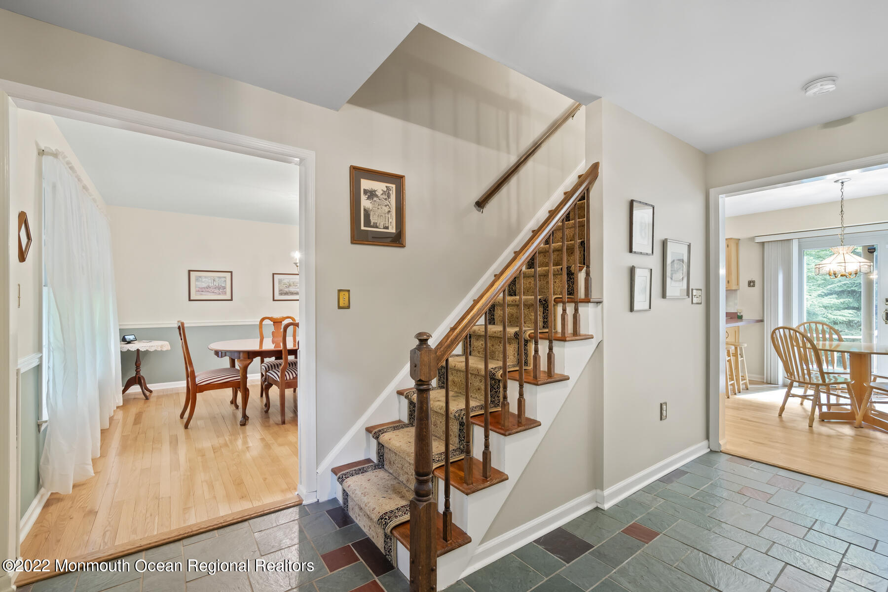 299 Ueland Road Red Bank, NJ 07701 - Photo 8 of 29 Foyer
