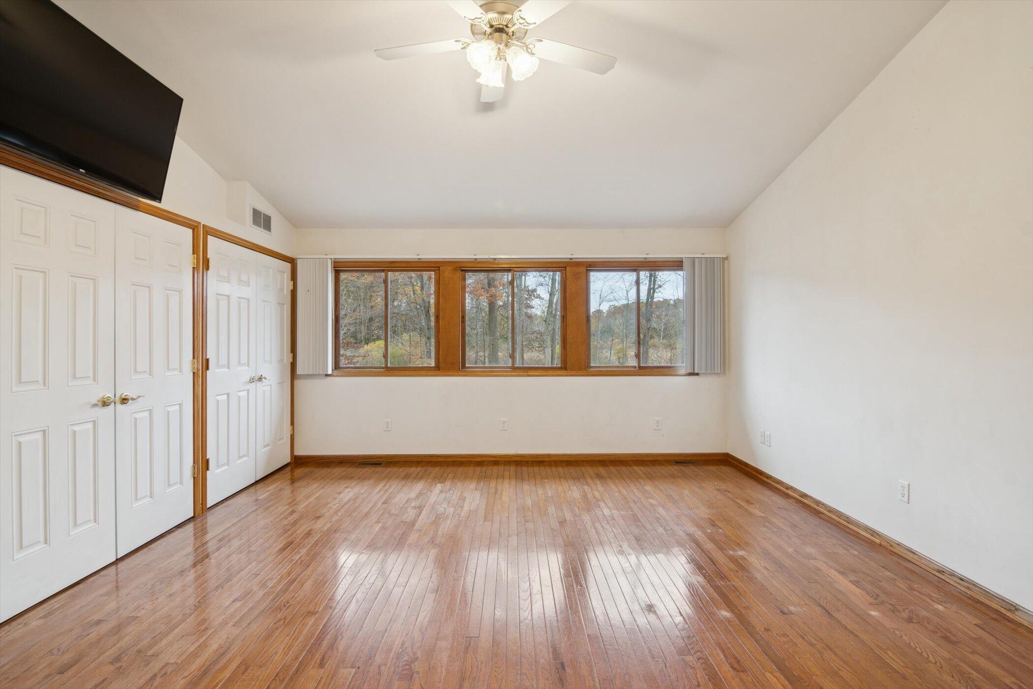 6000 San Luray Road Gregory, MI 48137 - Photo 23 of 83 23-6000-San-Luray-Rd-WindowStill