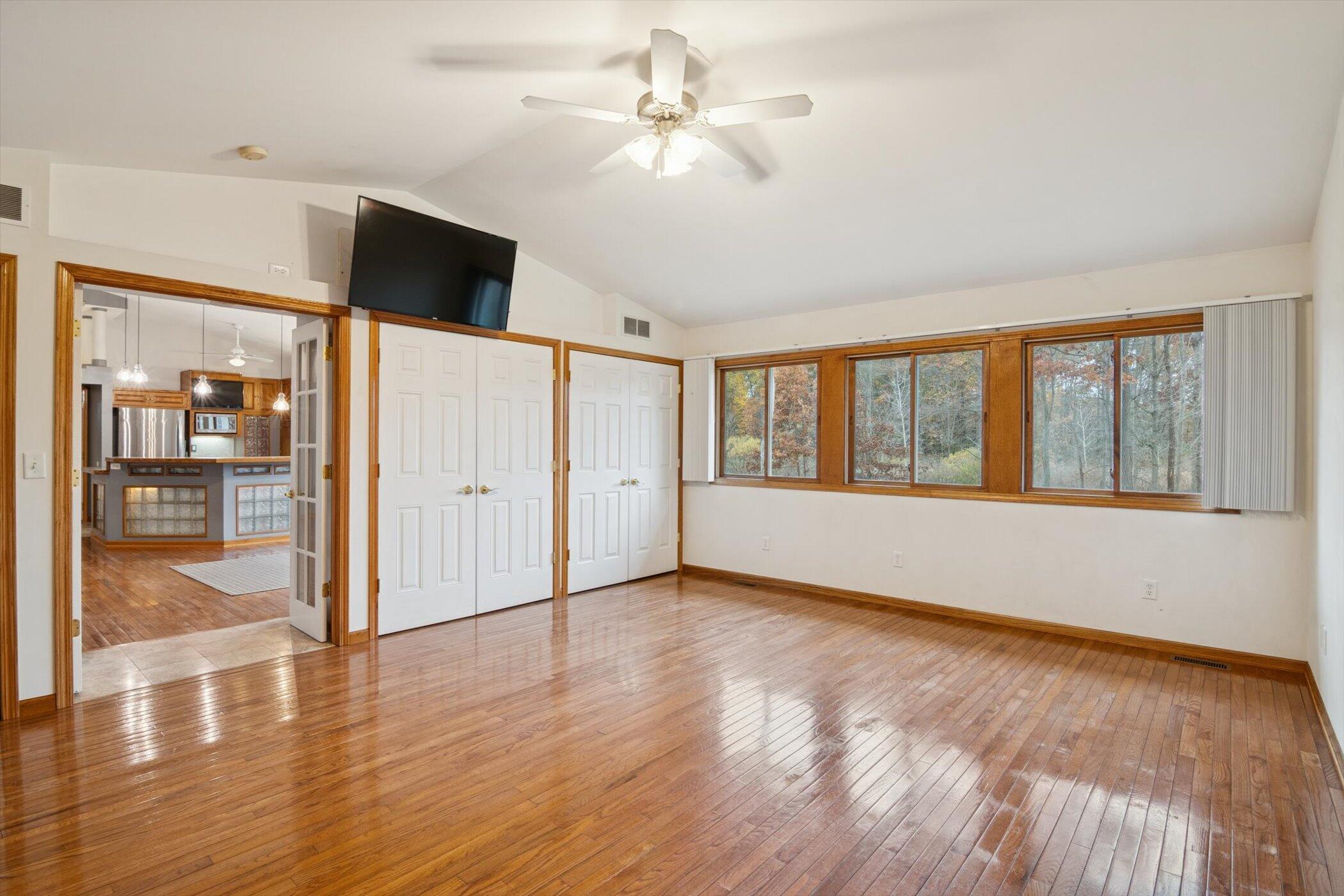 6000 San Luray Road Gregory, MI 48137 - Photo 24 of 83 24-6000-San-Luray-Rd-WindowStill