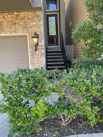 $2,100 | 2605 Almeda Forest Court, Houston, TX 77045
