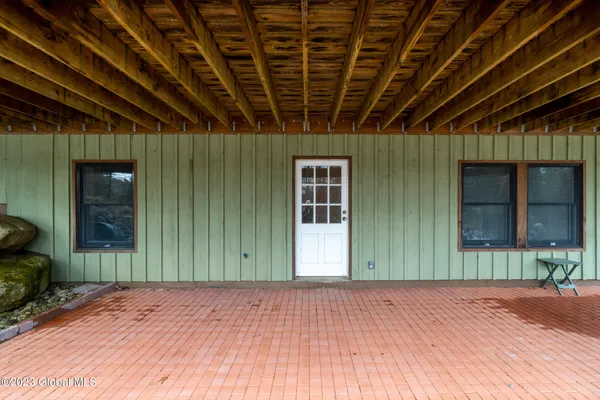 $2,800 | 221 Young Road, Greenfield, NY 12850
