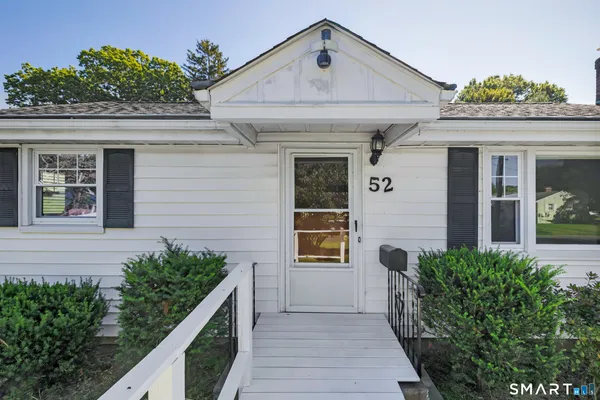 $2,800 | 52 Westgate Street, West Hartford, CT 06110
