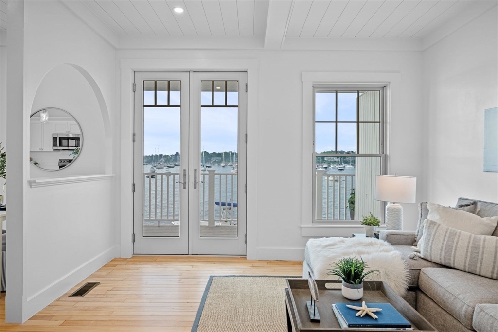 95 Front Street, Unit 1 Marblehead, MA 01945 - Photo 14 of 28
