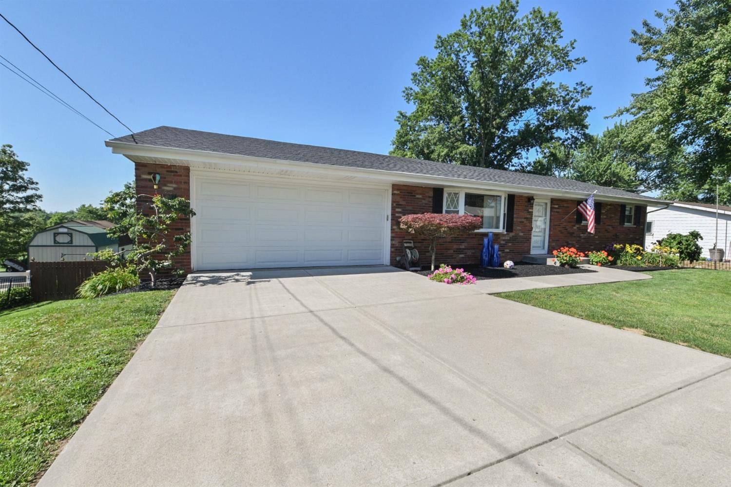 655 Bielby Road Lawrenceburg, IN 47025 - Photo 3 of 55 Gallery Image 3