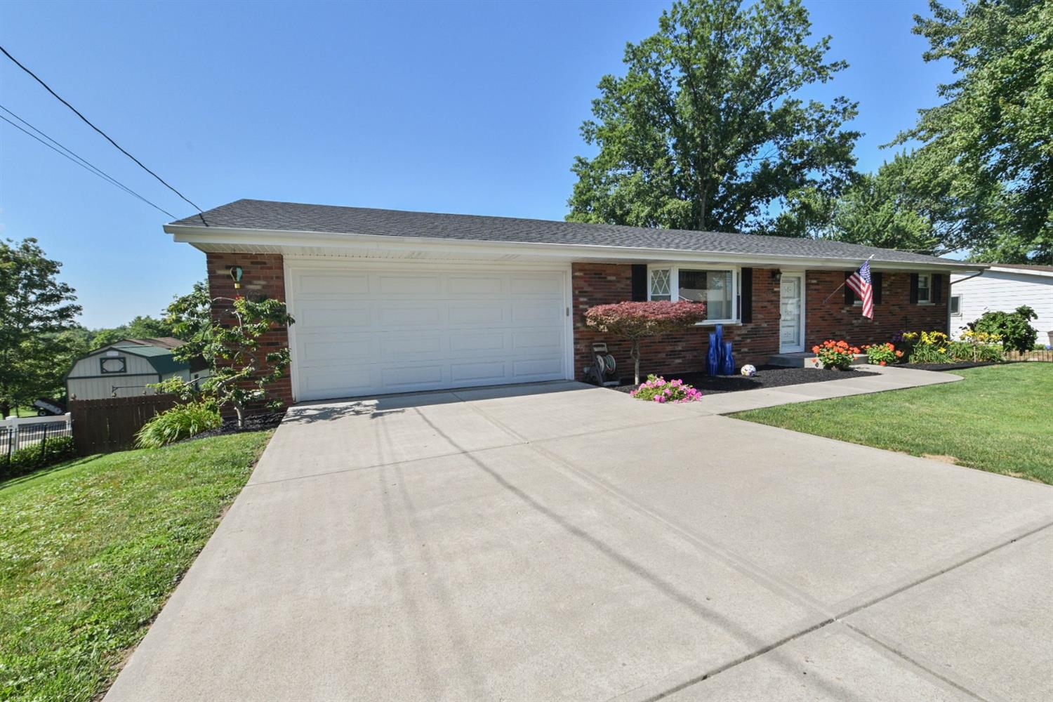 655 Bielby Road Lawrenceburg, IN 47025 - Photo 4 of 55 Gallery Image 4