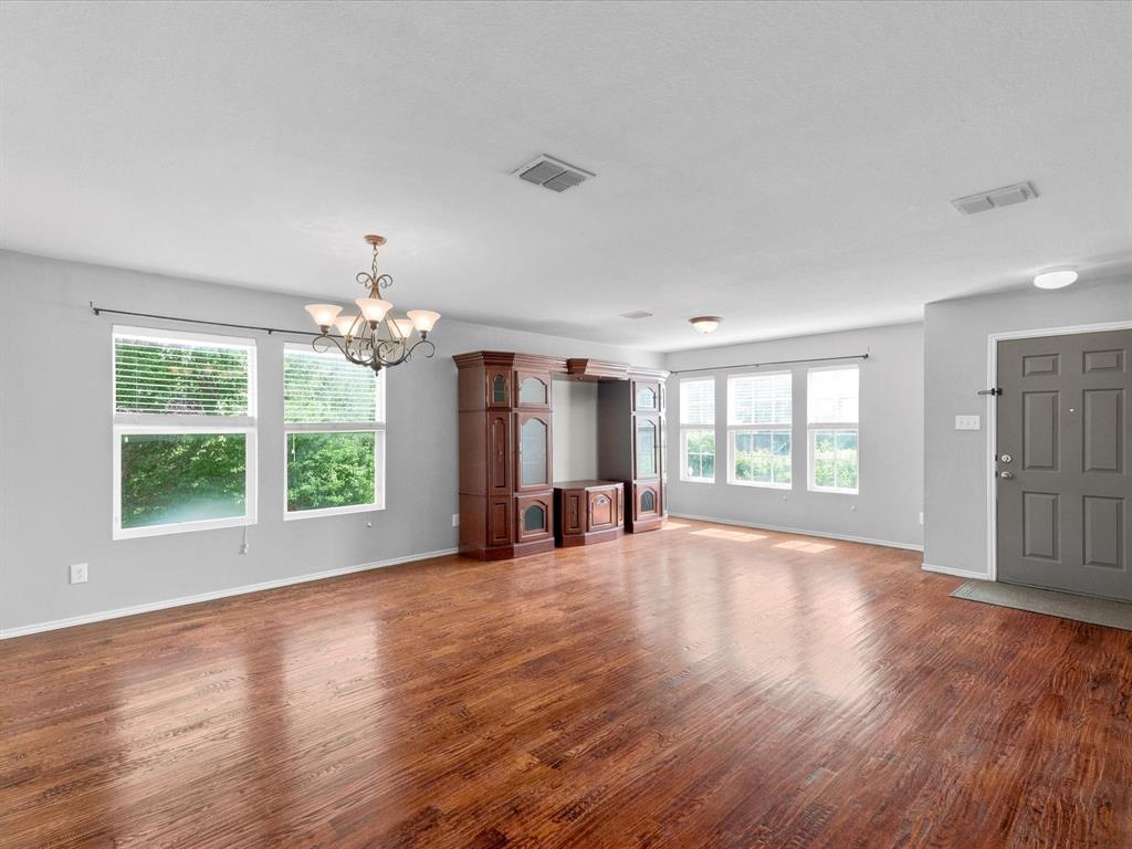 13287 Fowler Drive Frisco, TX 75035 - Photo 7 of 40