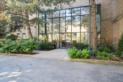 $799,900 | 2100 North Racine Avenue, Unit 3D, Chicago, IL 60614