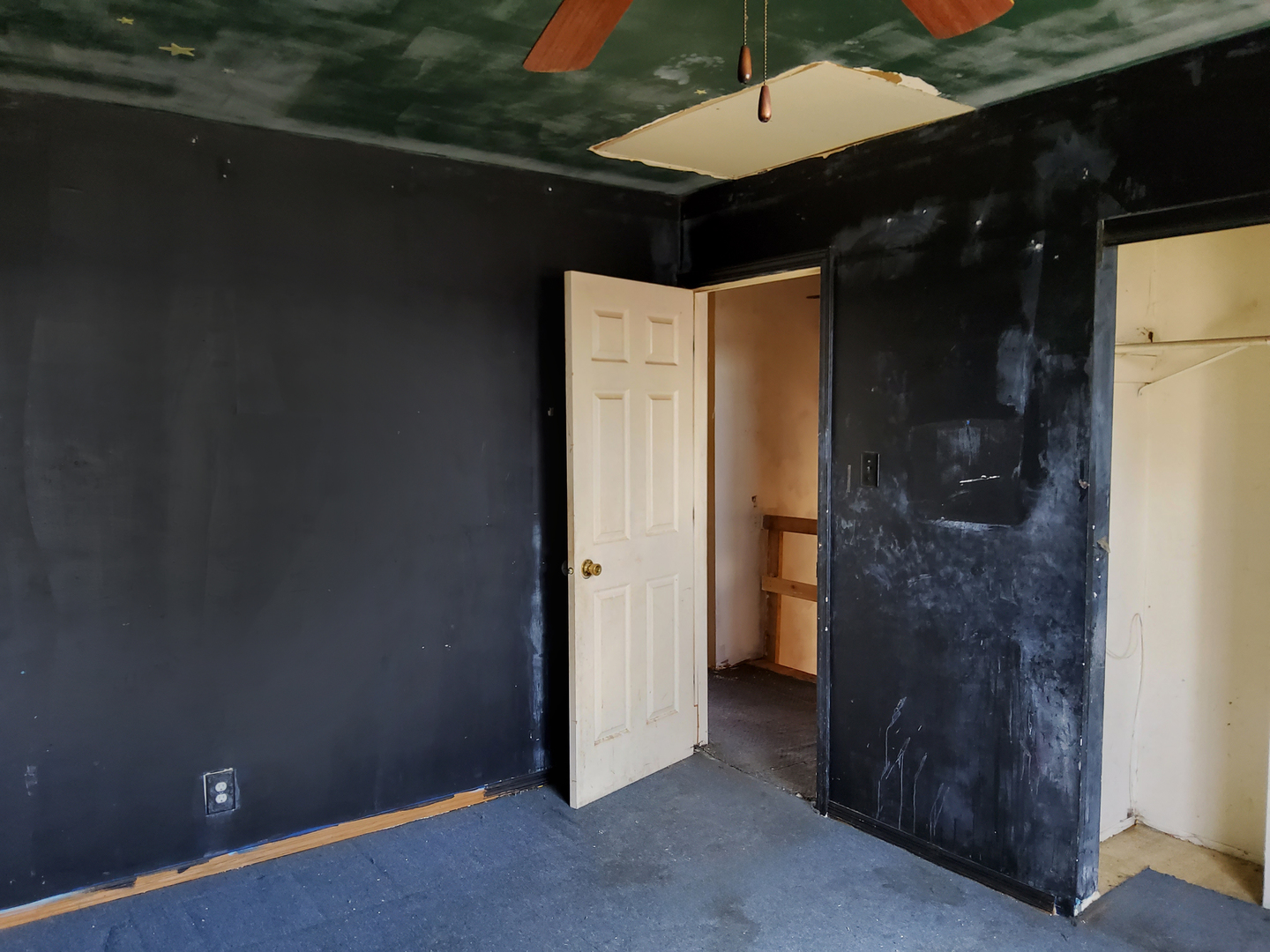 547 Redwood Road Bolingbrook, IL 60440 - Photo 13 of 23