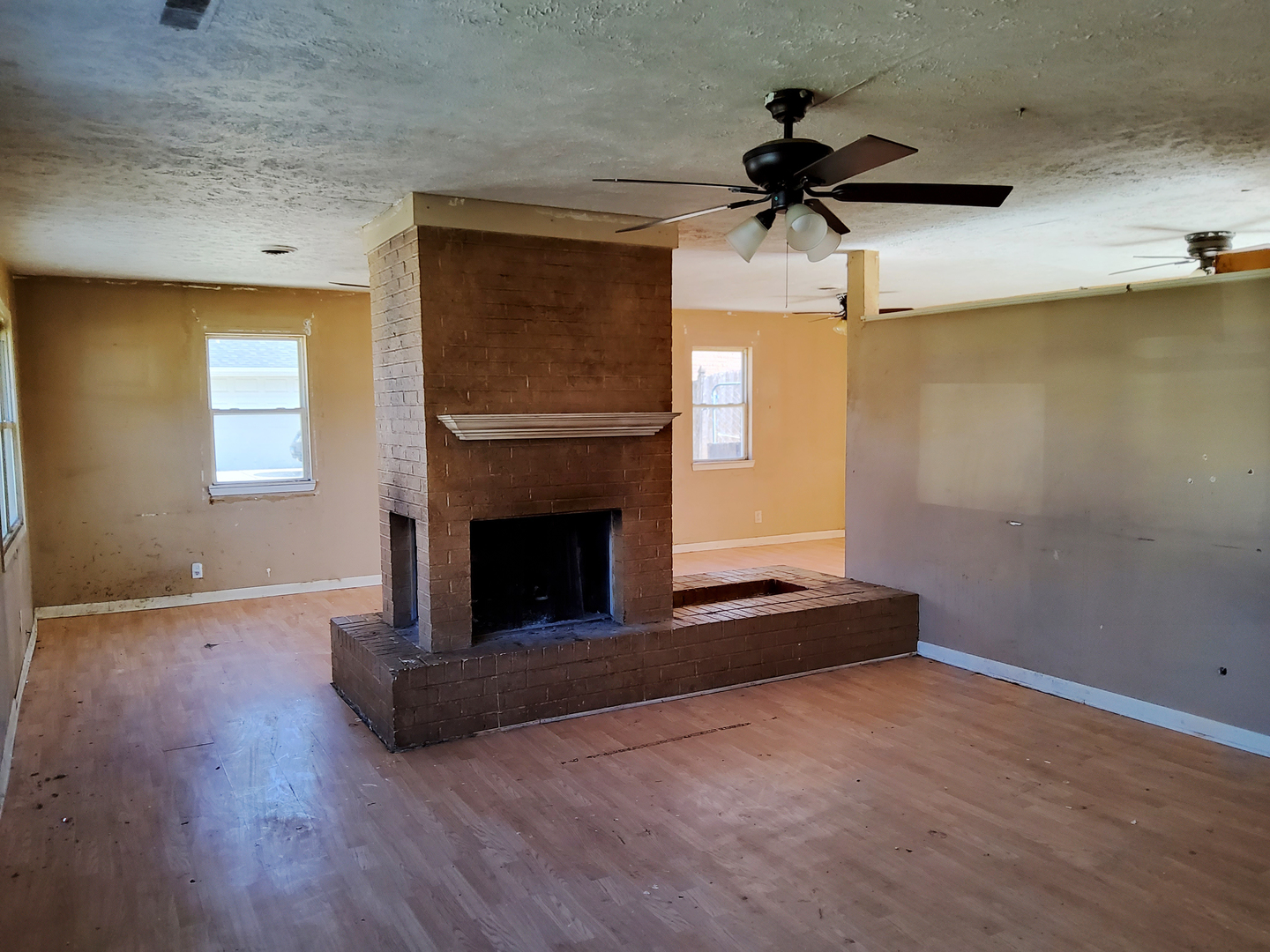 547 Redwood Road Bolingbrook, IL 60440 - Photo 5 of 23