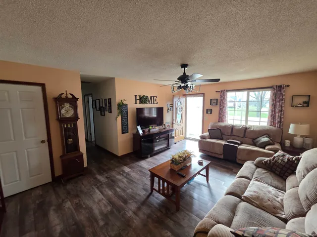 $225,000 | 303 West Medcalf Street, Dale, IN 47523