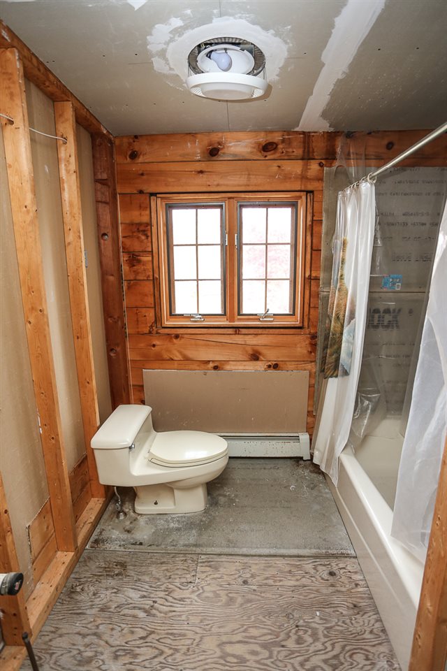 336 Beach Pond Road Wolfeboro, NH 03894 - Photo 13 of 23