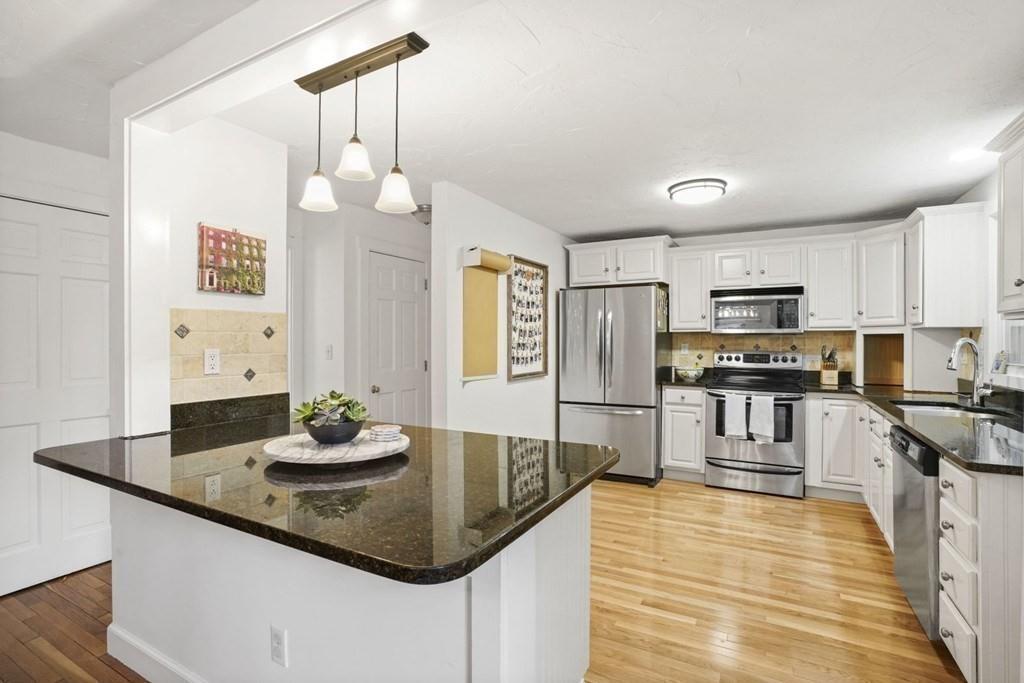 210 Bianca Road Duxbury, MA 02332 - Photo 7 of 33 Gallery Image 7