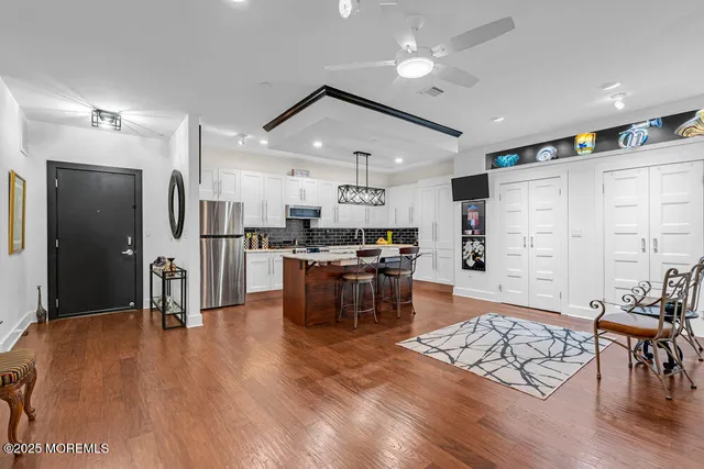 $859,999 | 23 Wallace Street, Unit 306, Red Bank, NJ 07701