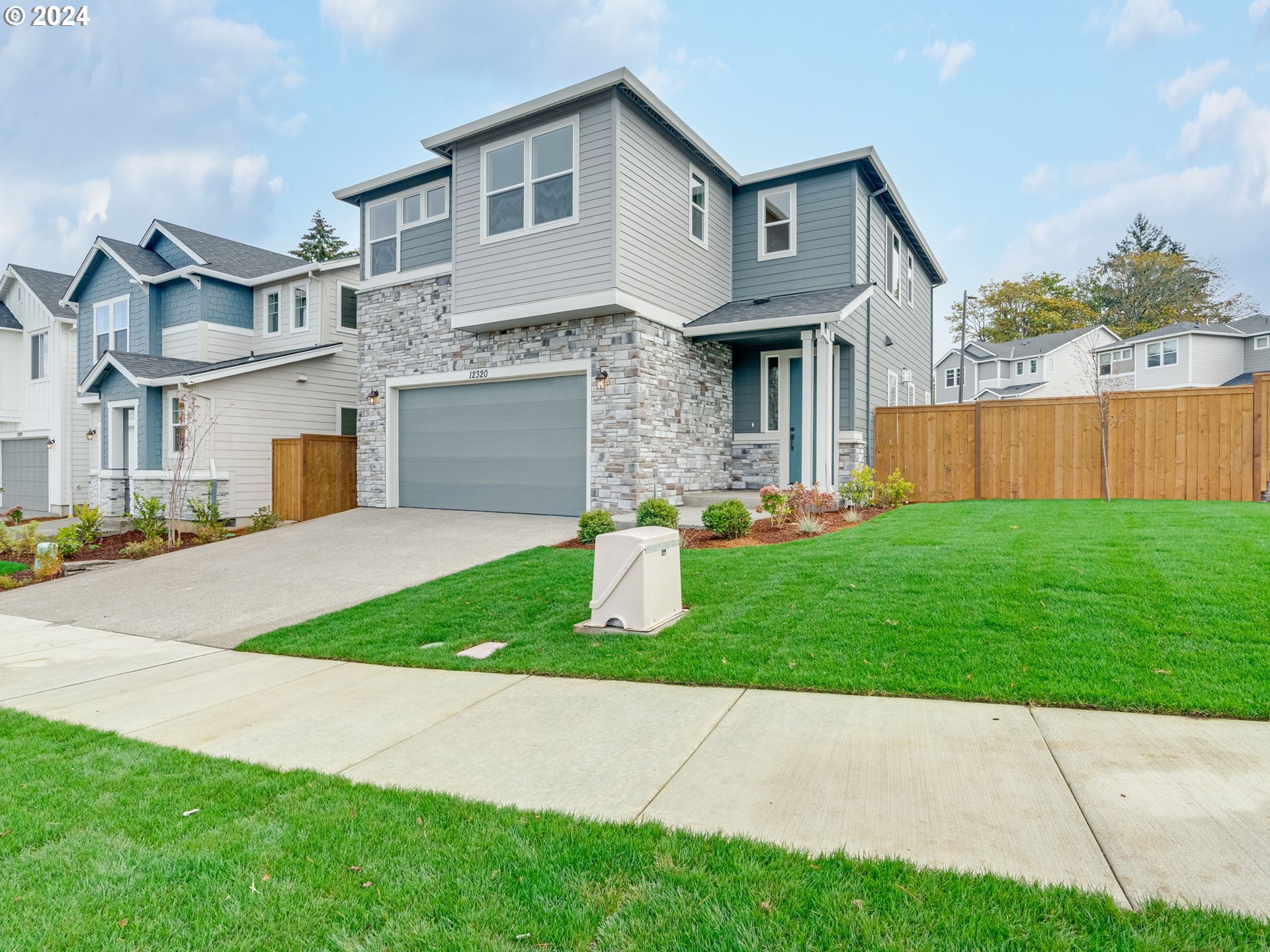 12320 Southwest Trask Street Beaverton, OR 97007 - Photo 3 of 48 Gallery Image 3
