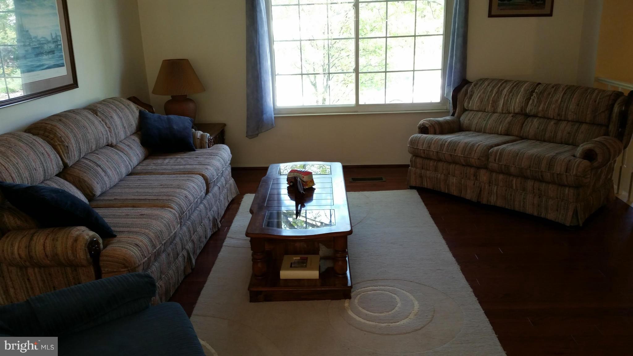 9349 Northgate Road Laurel, MD 20723 - Photo 9 of 22 Living Room