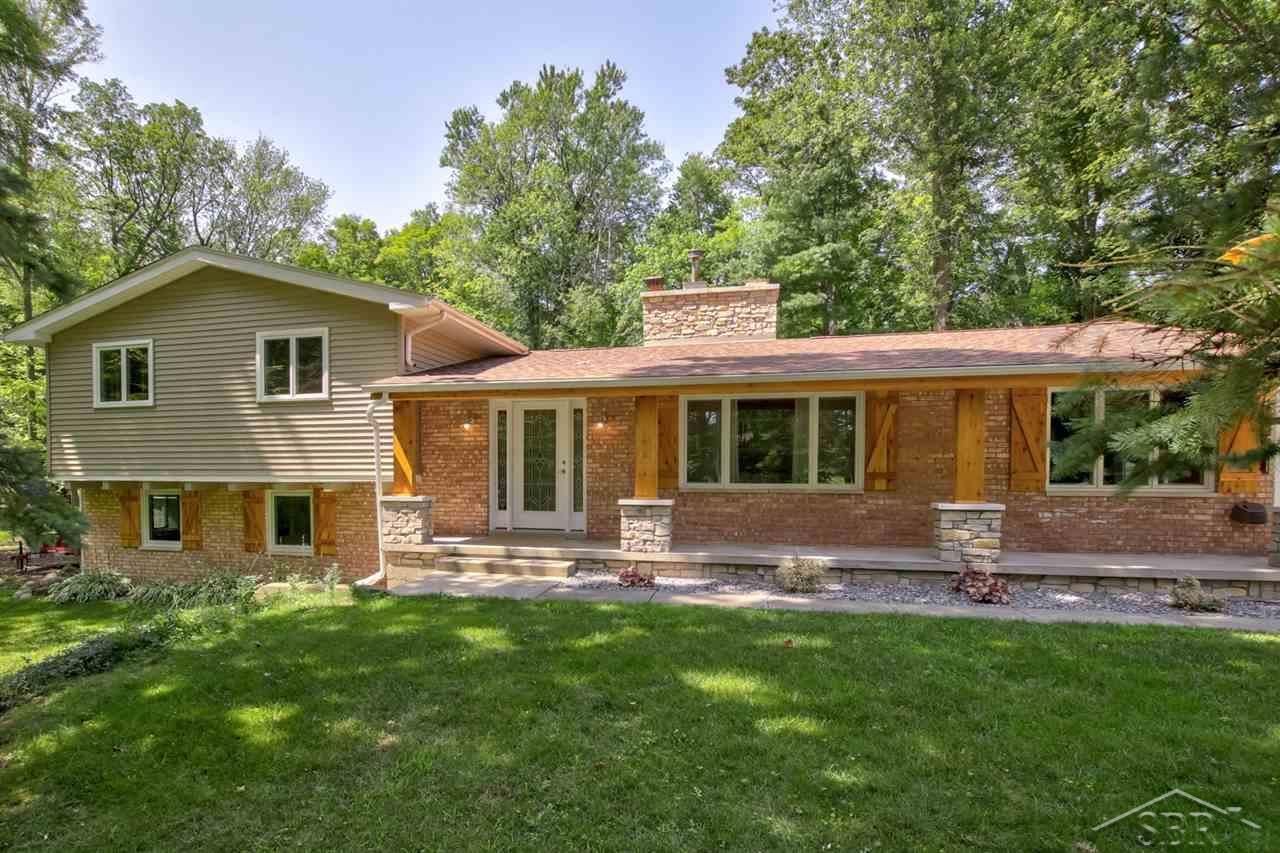 8490 South Beyer Road Bridgeport, MI 48722 - Photo 1 of 46 31390110.JPG