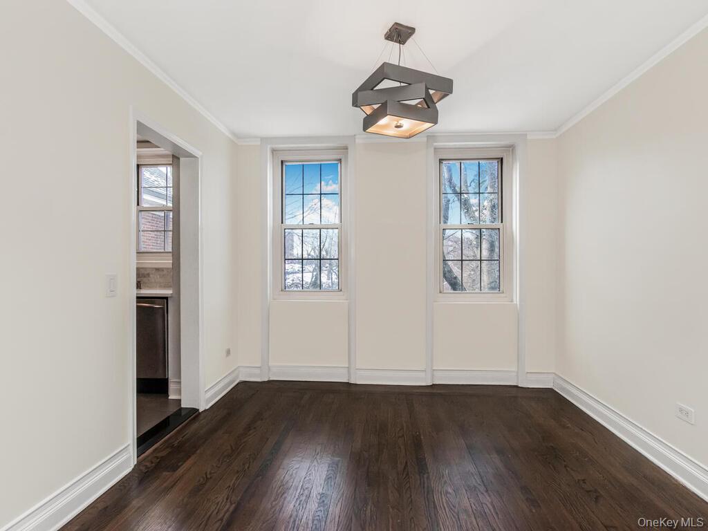 1332 Midland Avenue, Unit 3F Bronxville, NY 10708 - Photo 8 of 23 Formal Dining Room