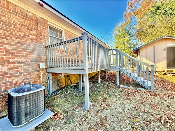$209,800 | 6205 Fieldcrest Drive, Morrow, GA 30260