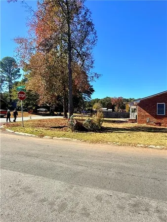 $209,800 | 6205 Fieldcrest Drive, Morrow, GA 30260