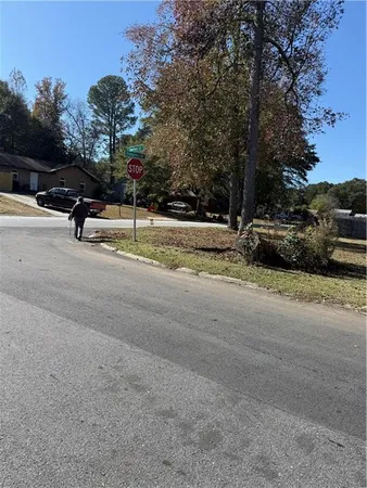 $209,800 | 6205 Fieldcrest Drive, Morrow, GA 30260