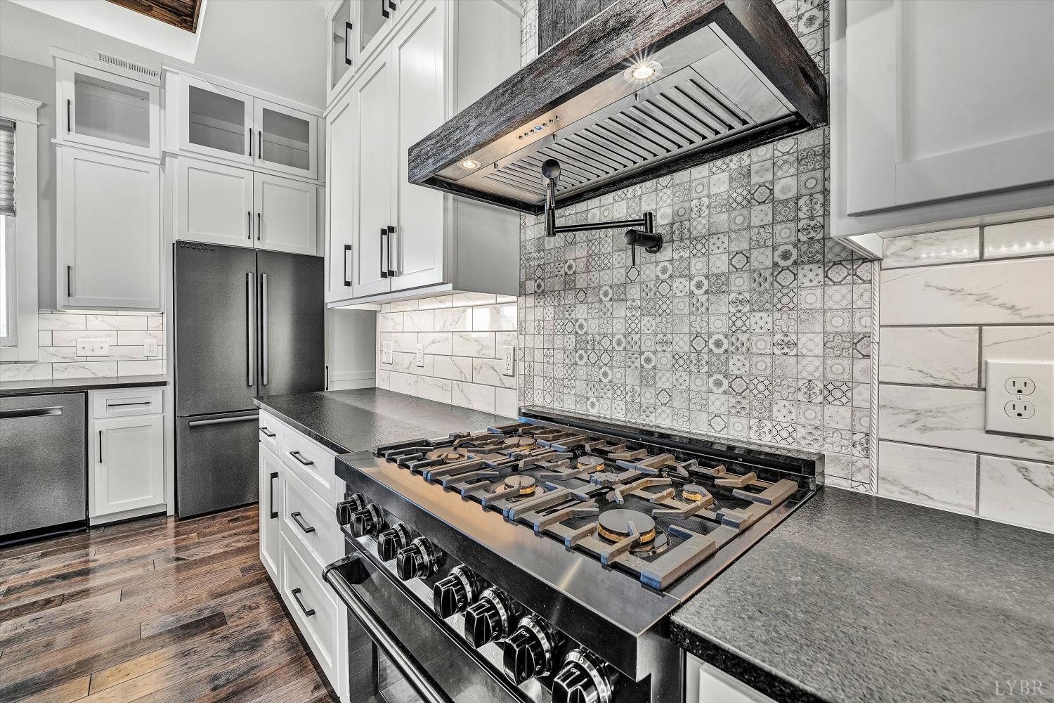 119 Ralls Apple Lane Madison Heights, VA 24572 - Photo 26 of 79