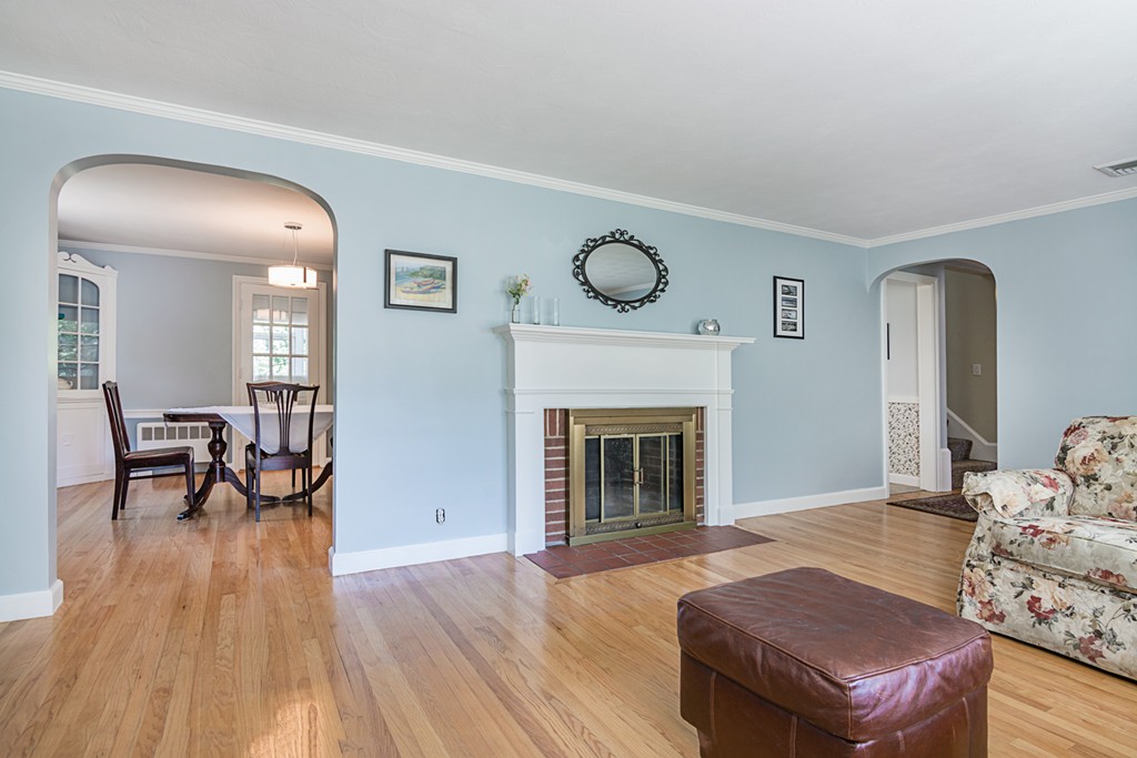 65 High Street Winchester, MA 01890 - Photo 7 of 29