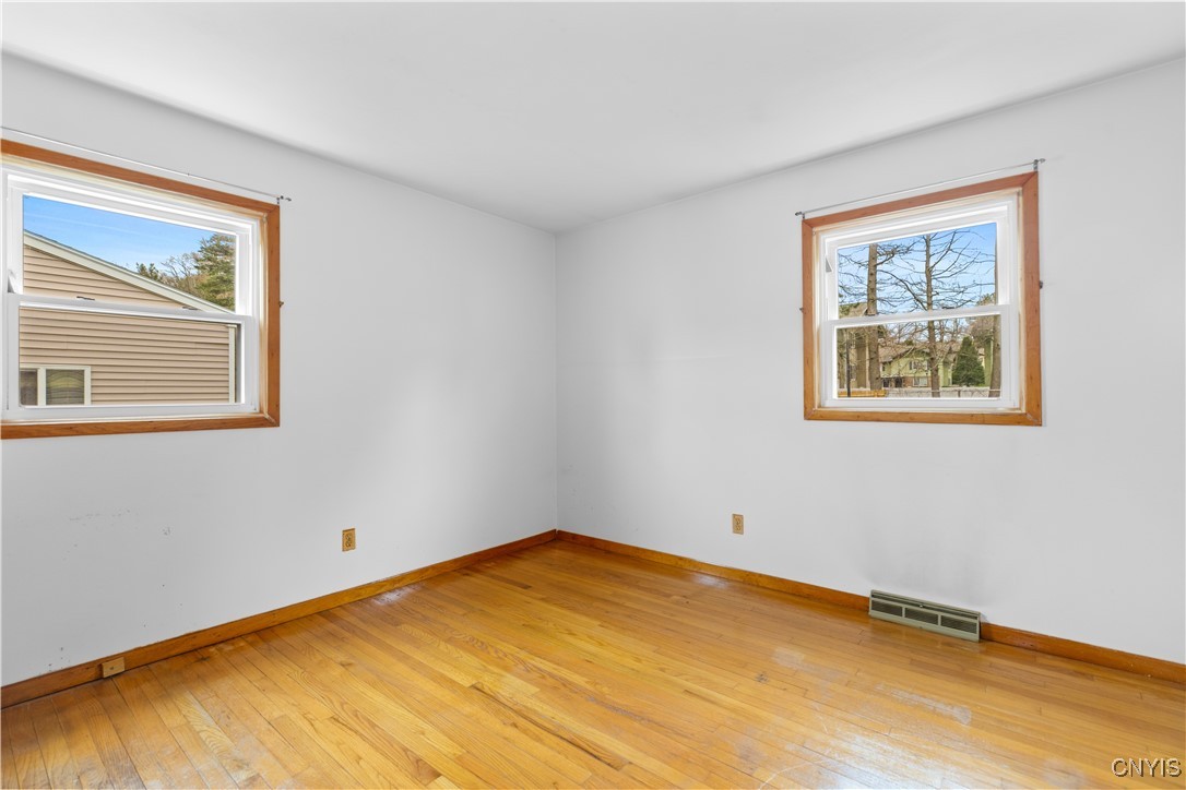 418 Fiore Drive Utica, NY 13502 - Photo 12 of 22