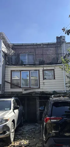 a car parked in front of a building