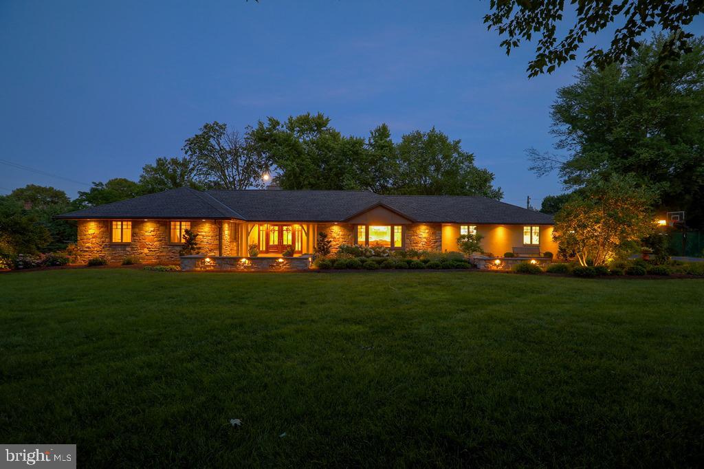 270 Brook Farms Road Lancaster, PA 17601 - Photo 2 of 127