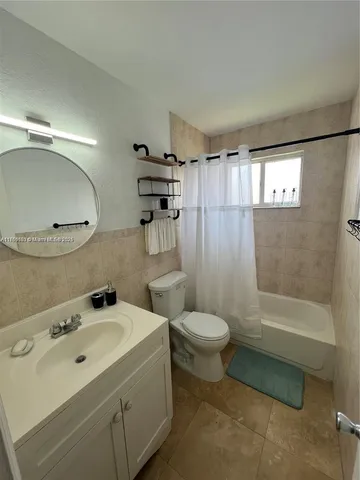 $2,150 | 680 Southwest 10th Street, Unit 7, Miami, FL 33130