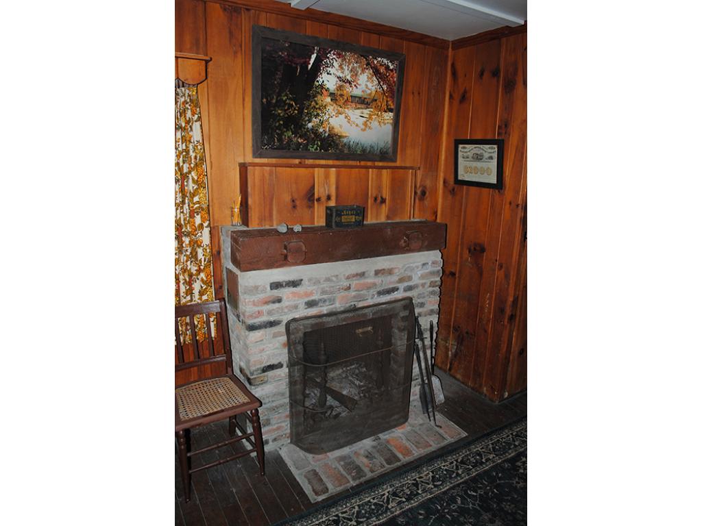 595 Hartley Hill Road Putney, VT 05346 - Photo 14 of 20