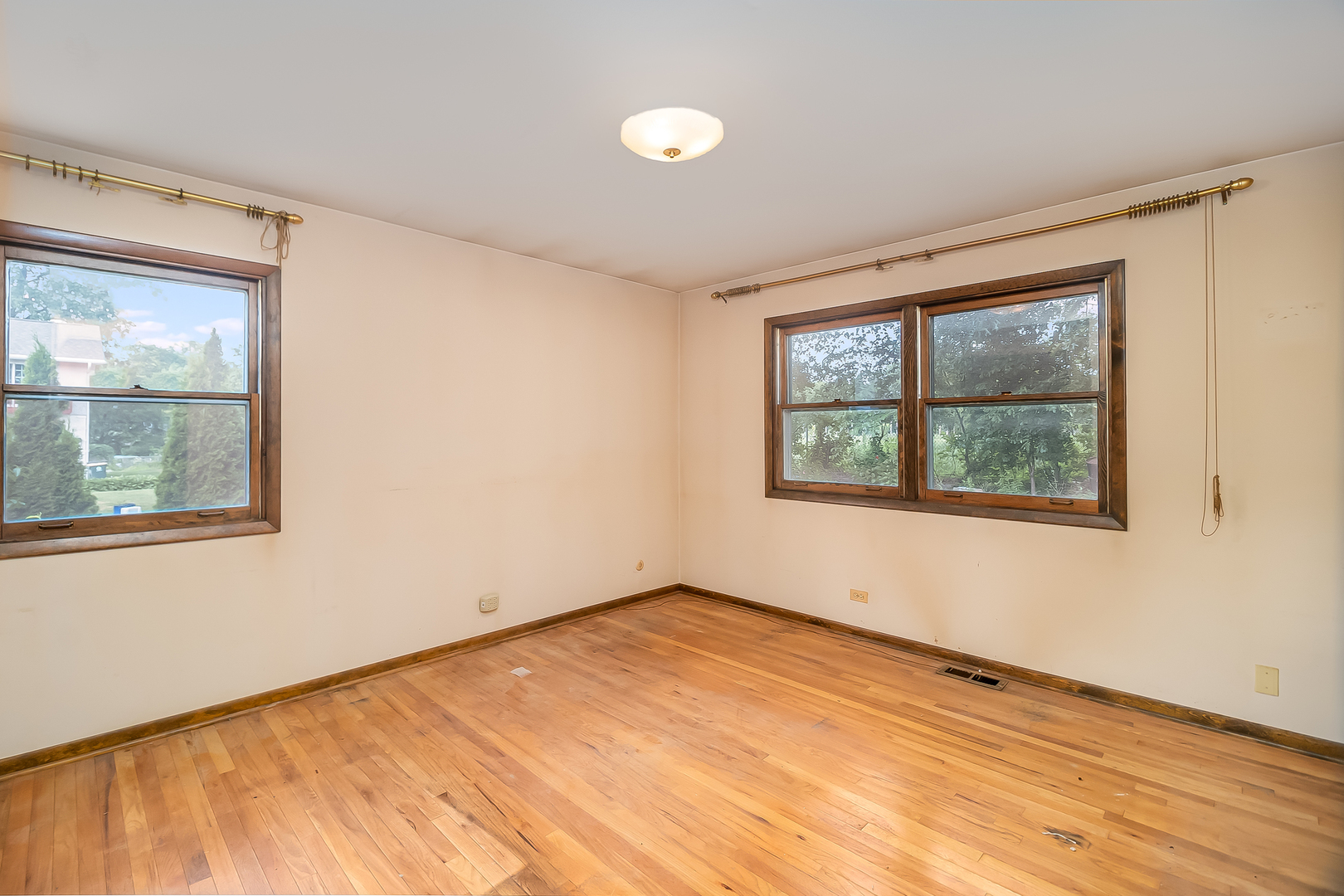 9027 Skyline Drive Burr Ridge, IL 60527 - Photo 13 of 21