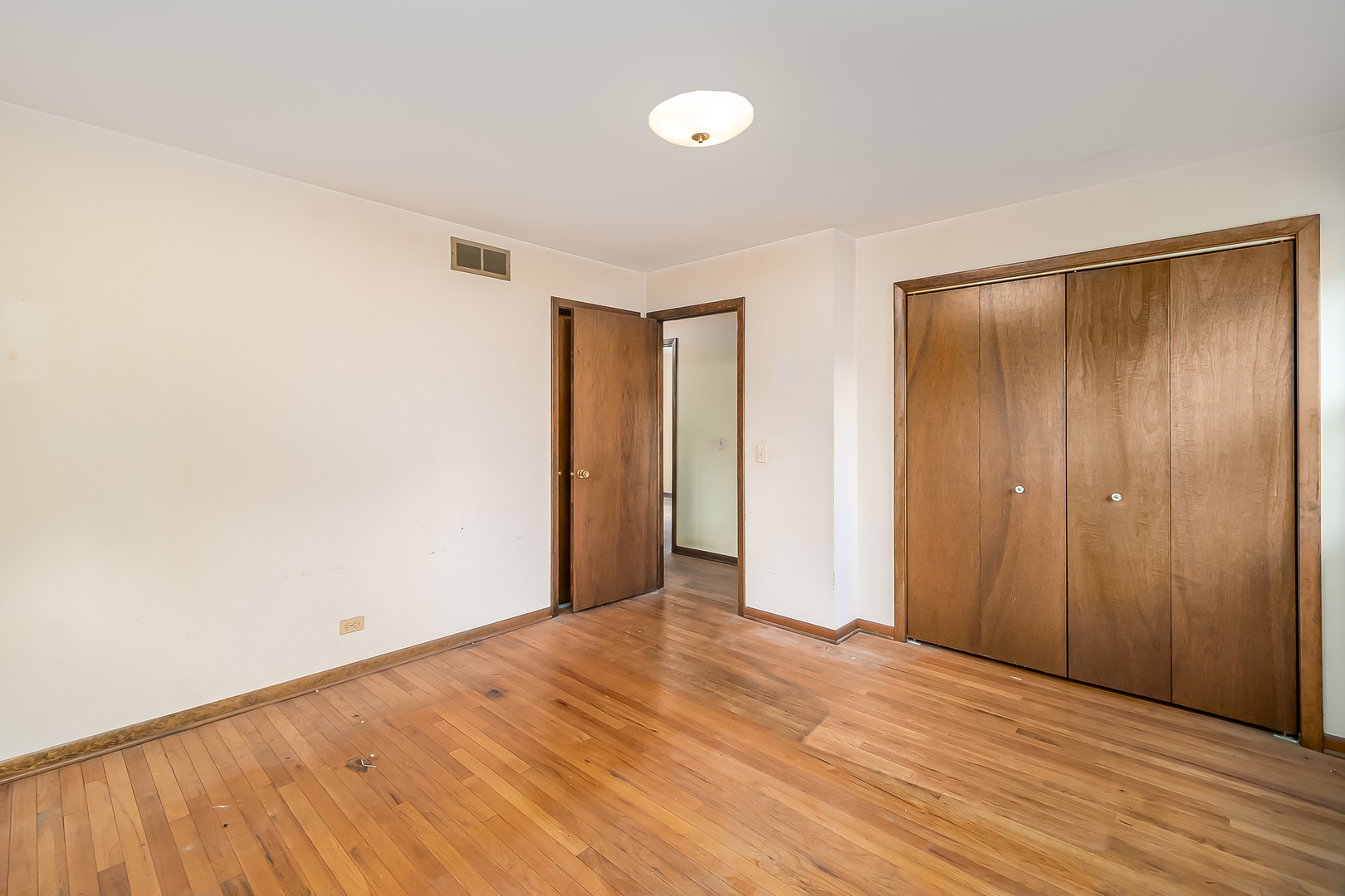 9027 Skyline Drive Burr Ridge, IL 60527 - Photo 14 of 21