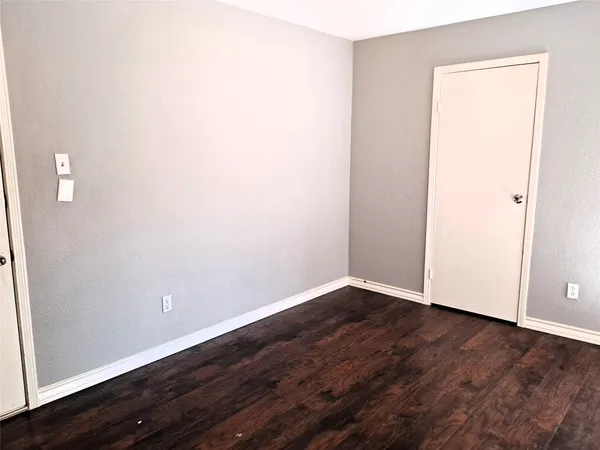 $2,000 | 2917 Bassingham Drive, Houston, TX 77339