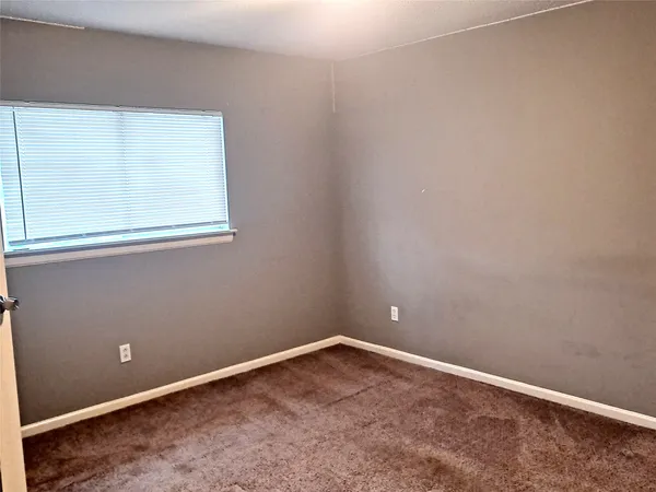 $2,000 | 2917 Bassingham Drive, Houston, TX 77339