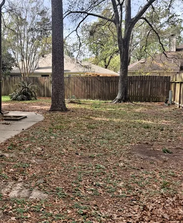 $2,000 | 2917 Bassingham Drive, Houston, TX 77339