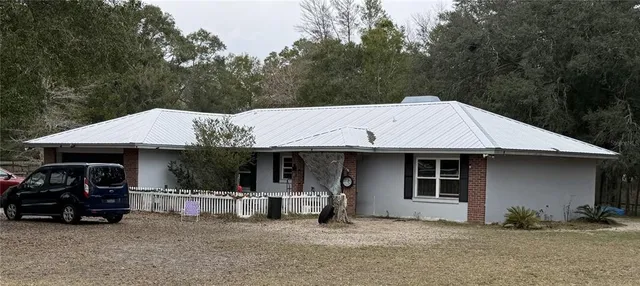 $315,900 | 5760 Northeast 52nd Place, High Springs, FL 32643