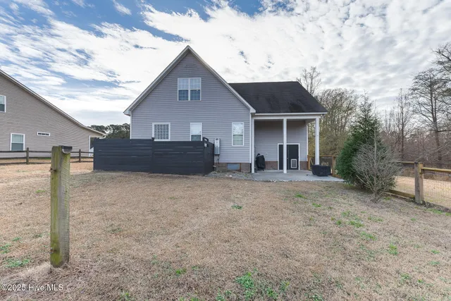 $375,000 | 224 Pecan Grove Court, New Bern, NC 28562