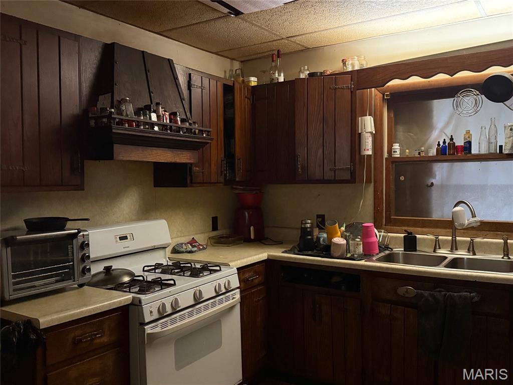 623 West Second Street St. Elmo, IL 62458 - Photo 8 of 8