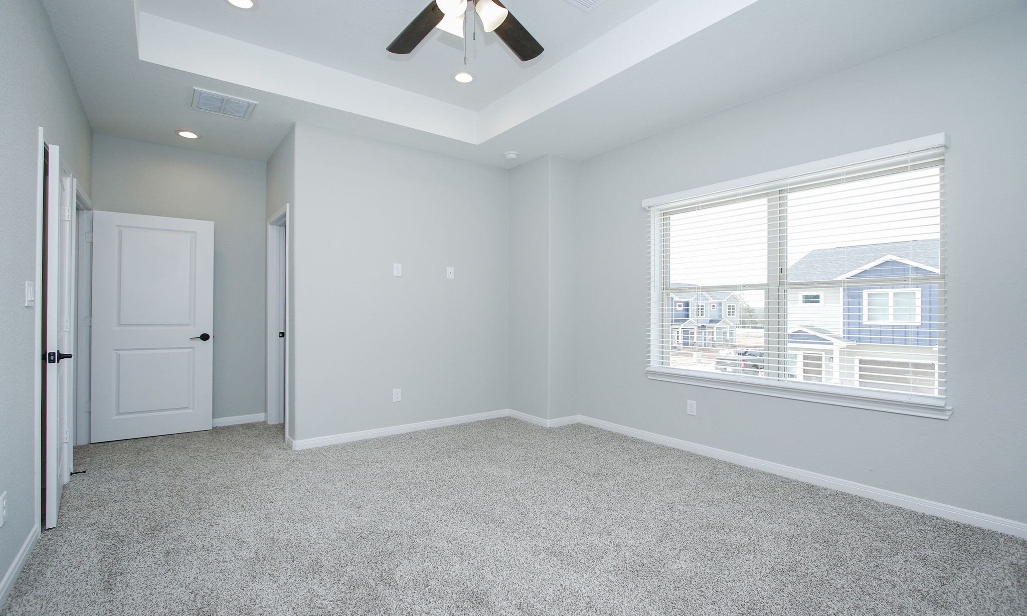 14010 Longstreet Road, Unit 9 Willis, TX 77318 - Photo 29 of 50 a view of an empty room with a window