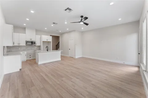 $599,900 | 8306 Comal Street, Houston, TX 77051