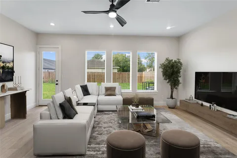 $599,900 | 8306 Comal Street, Houston, TX 77051